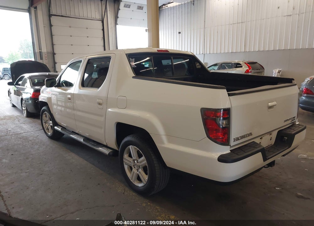 2014 HONDA RIDGELINE RTL VIN: 5FPYK1F5XEB012078