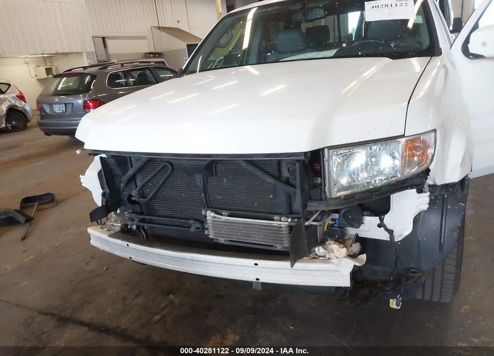 2014 HONDA RIDGELINE RTL VIN: 5FPYK1F5XEB012078