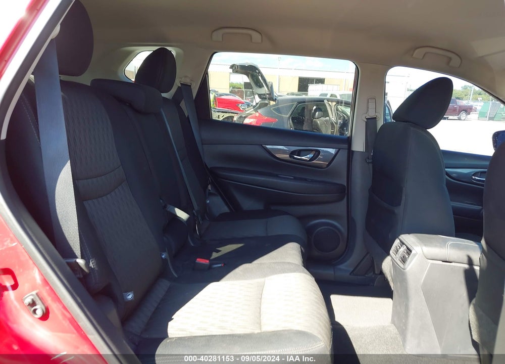 2017 NISSAN ROGUE SV VIN: 5N1AT2MT2HC861309