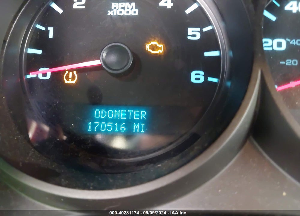 2010 CHEVROLET SILVERADO 1500 LS VIN: 3GCRCREA6AG191795