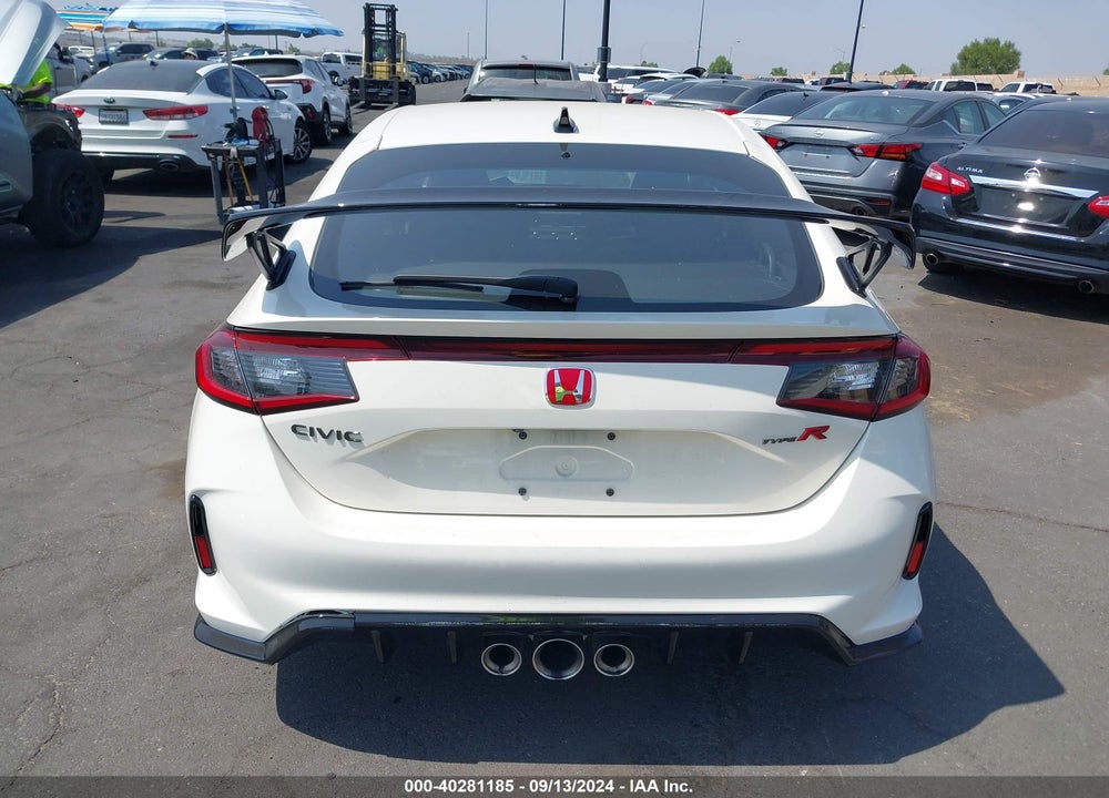2024 HONDA CIVIC TYPE R BASE (M6) VIN: JHMFL5G43RX000651