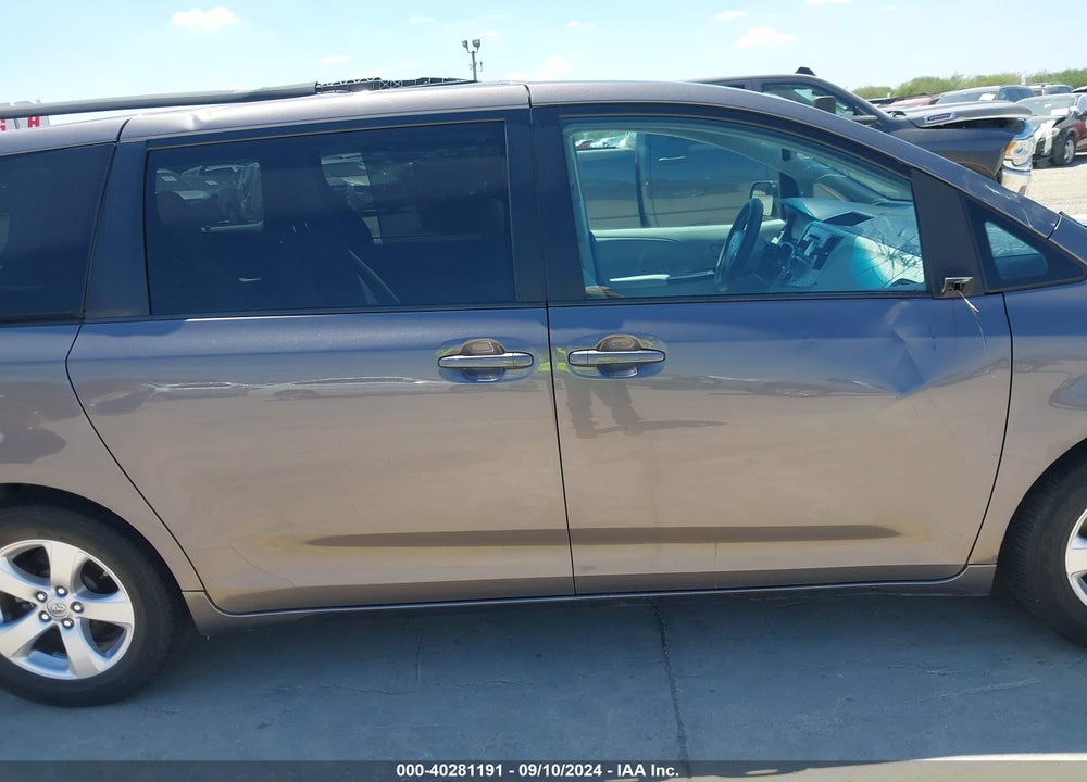 2014 TOYOTA SIENNA LE V6 8 PASSENGER VIN: 5TDKK3DC6ES494068