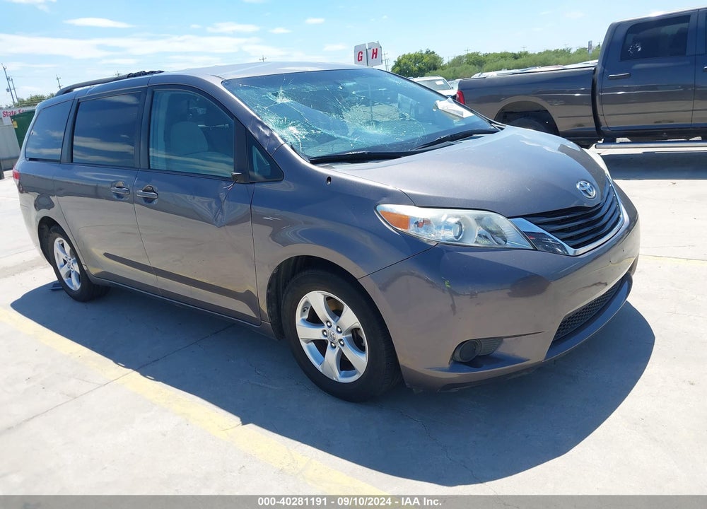 2014 TOYOTA SIENNA LE V6 8 PASSENGER VIN: 5TDKK3DC6ES494068