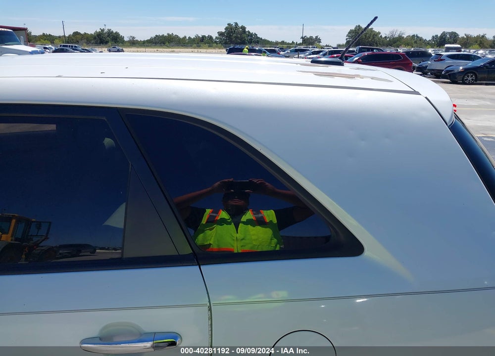 2013 KIA SORENTO LX VIN: 5XYKT4A13DG314028