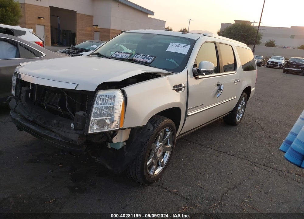 2010 CADILLAC ESCALADE ESV PREMIUM VIN: 1GYUCJEF1AR199546