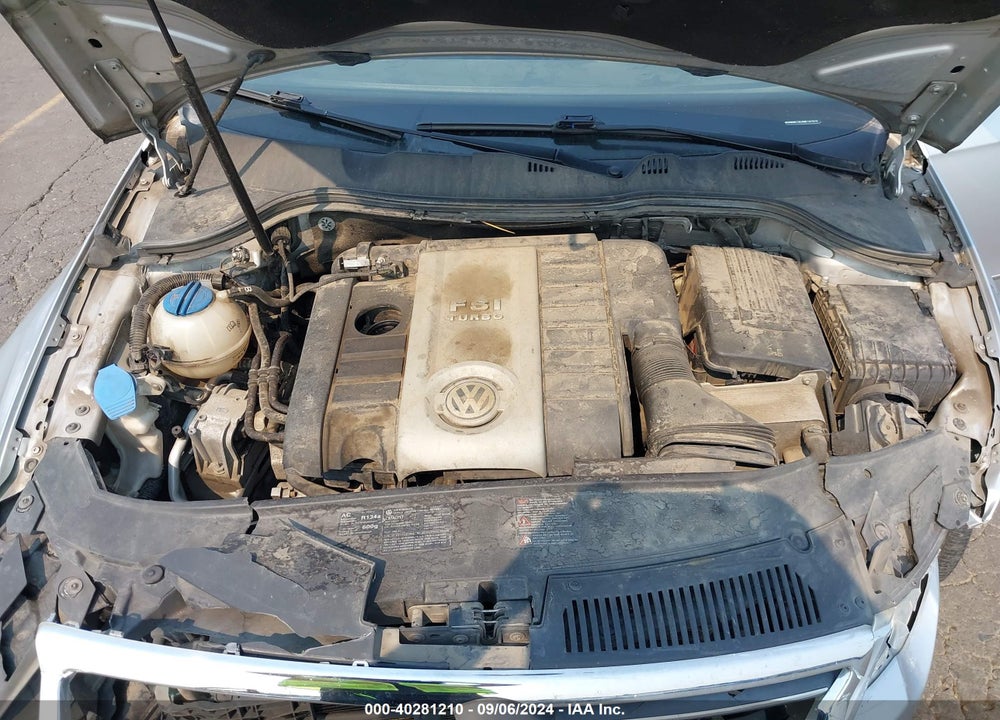 2008 VOLKSWAGEN PASSAT KOMFORT VIN: WVWAK73CX8E137975