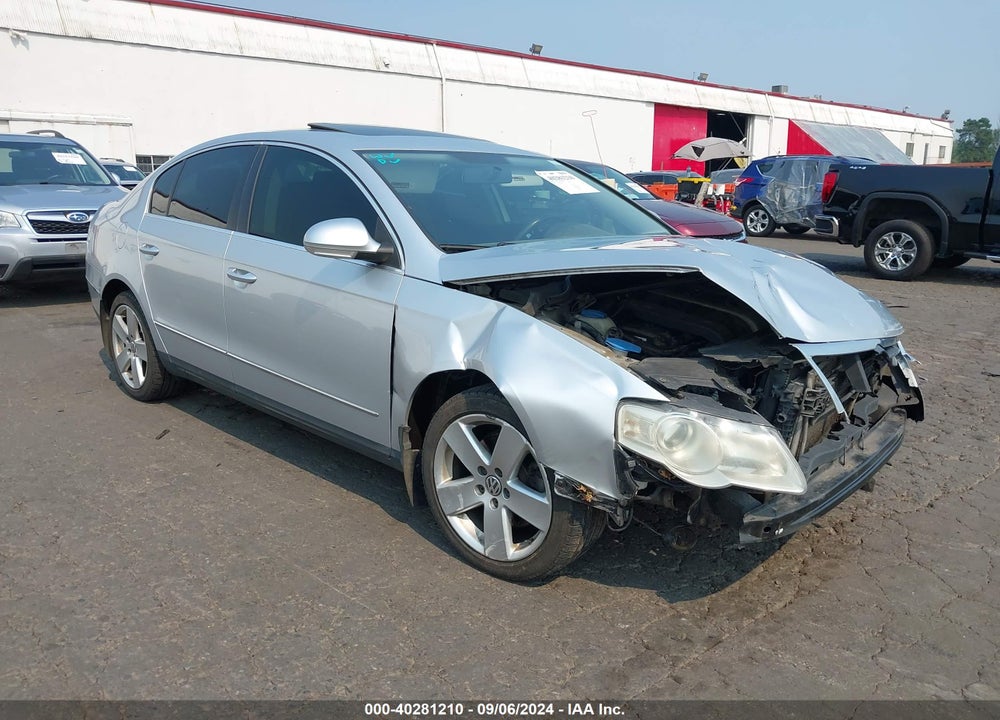 2008 VOLKSWAGEN PASSAT KOMFORT VIN: WVWAK73CX8E137975