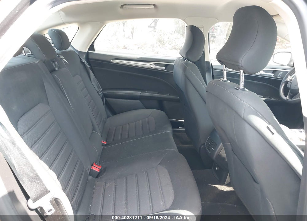 2019 FORD FUSION SE VIN: 3FA6P0H71KR272590
