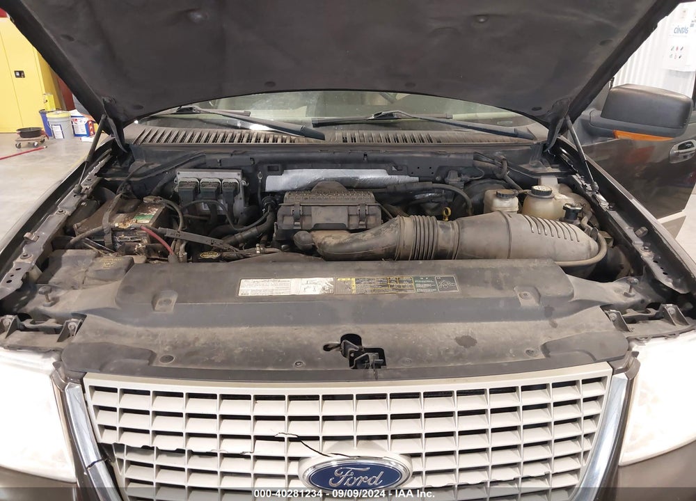 2006 FORD EXPEDITION VIN: 1FMFU18526LA83714