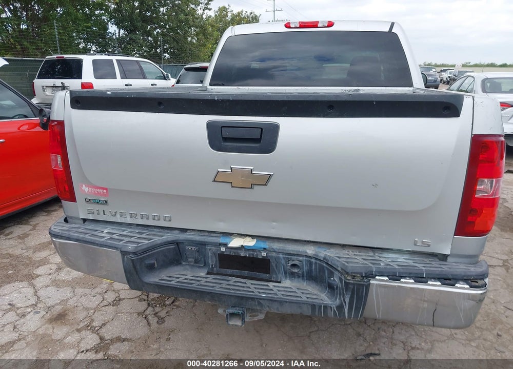 2011 CHEVROLET SILVERADO 1500 LS VIN: 3GCPCREA0BG128278