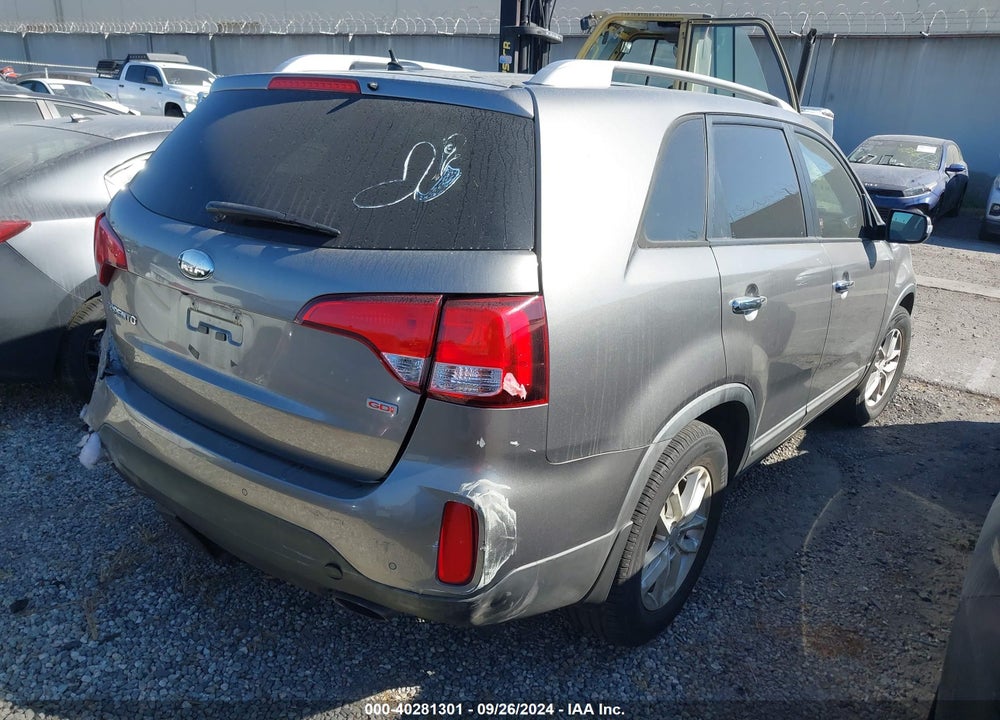 2014 KIA SORENTO LX V6 VIN: 5XYKT4A76EG536892