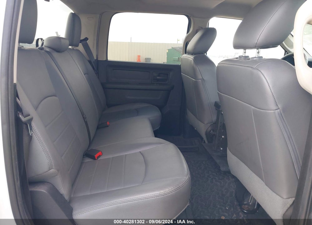 2017 RAM 2500 TRADESMAN 4X2 8' BOX VIN: 3C6TR4HT8HG788663