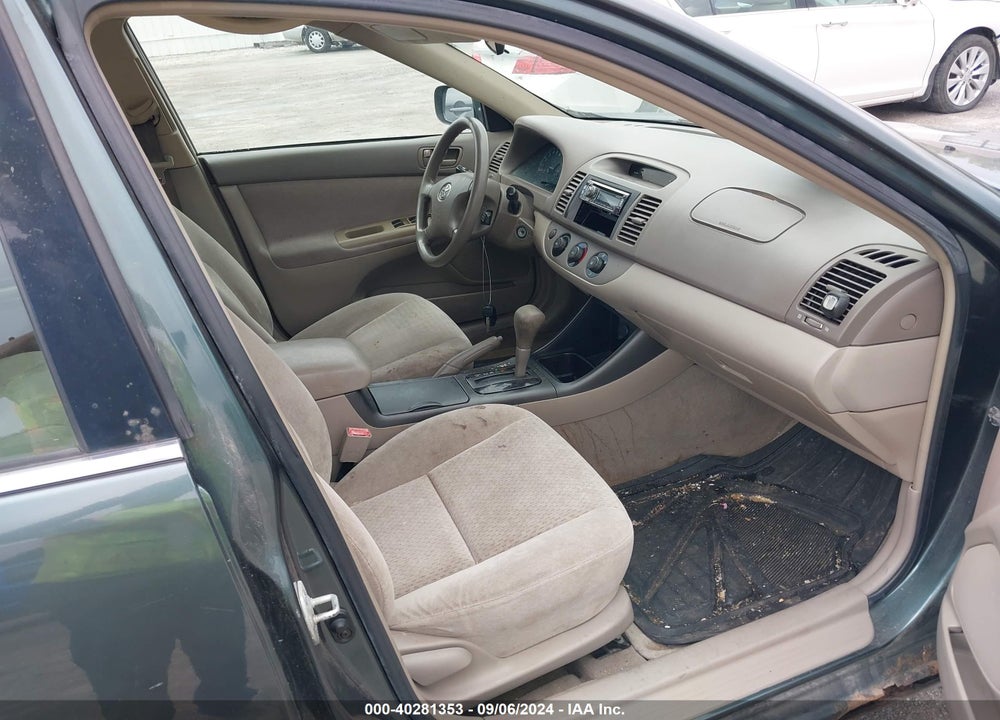 2002 TOYOTA CAMRY LE VIN: 4T1BE32K92U619827