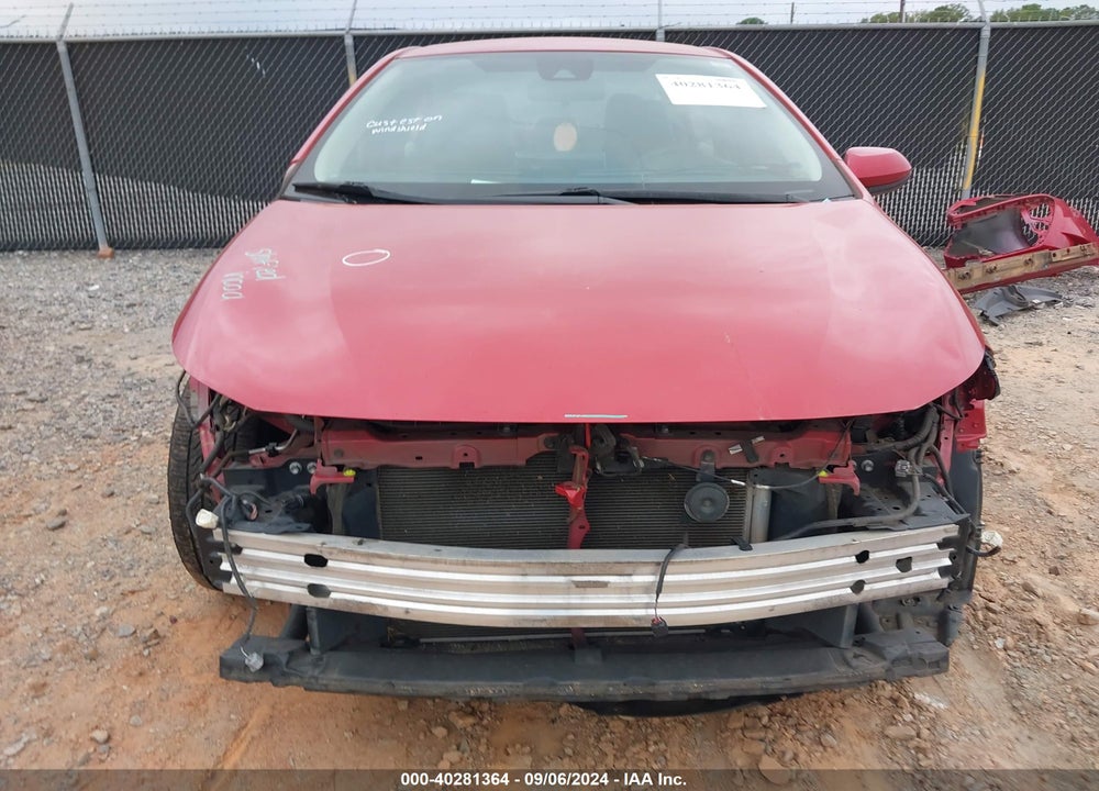 2020 TOYOTA COROLLA LE VIN: 5YFEPRAE2LP135202