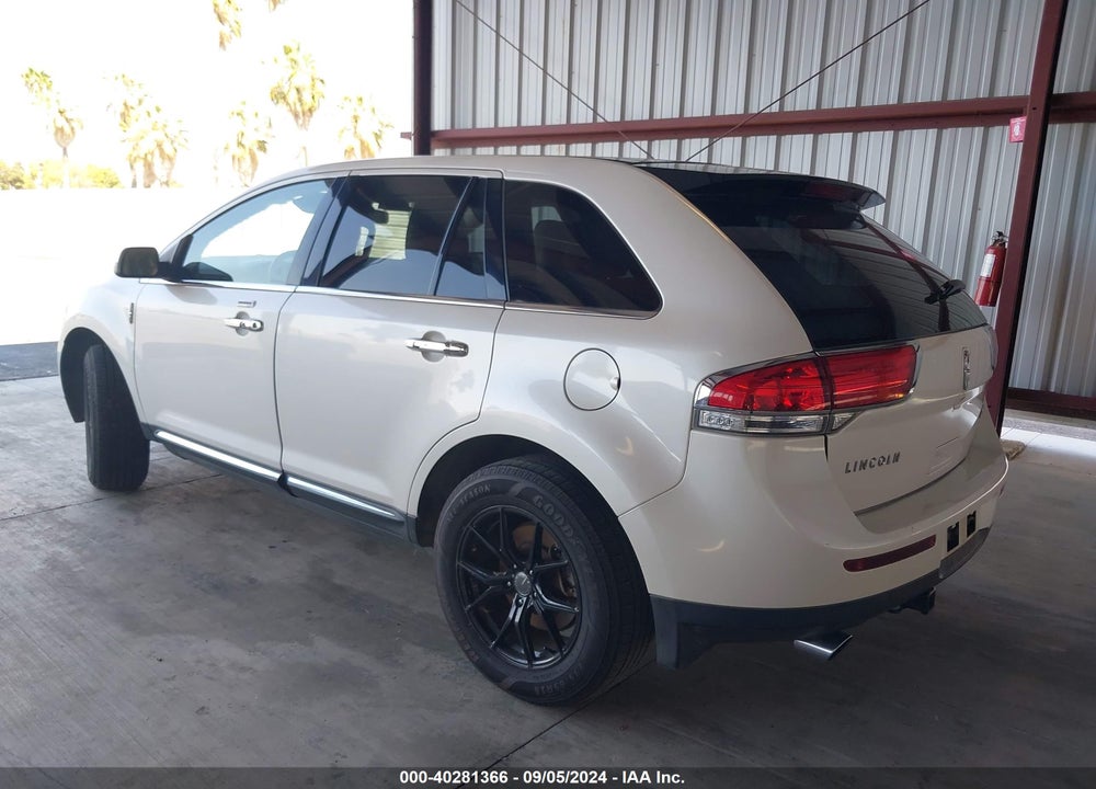 2011 LINCOLN MKX VIN: 2LMDJ6JK6BBJ27645