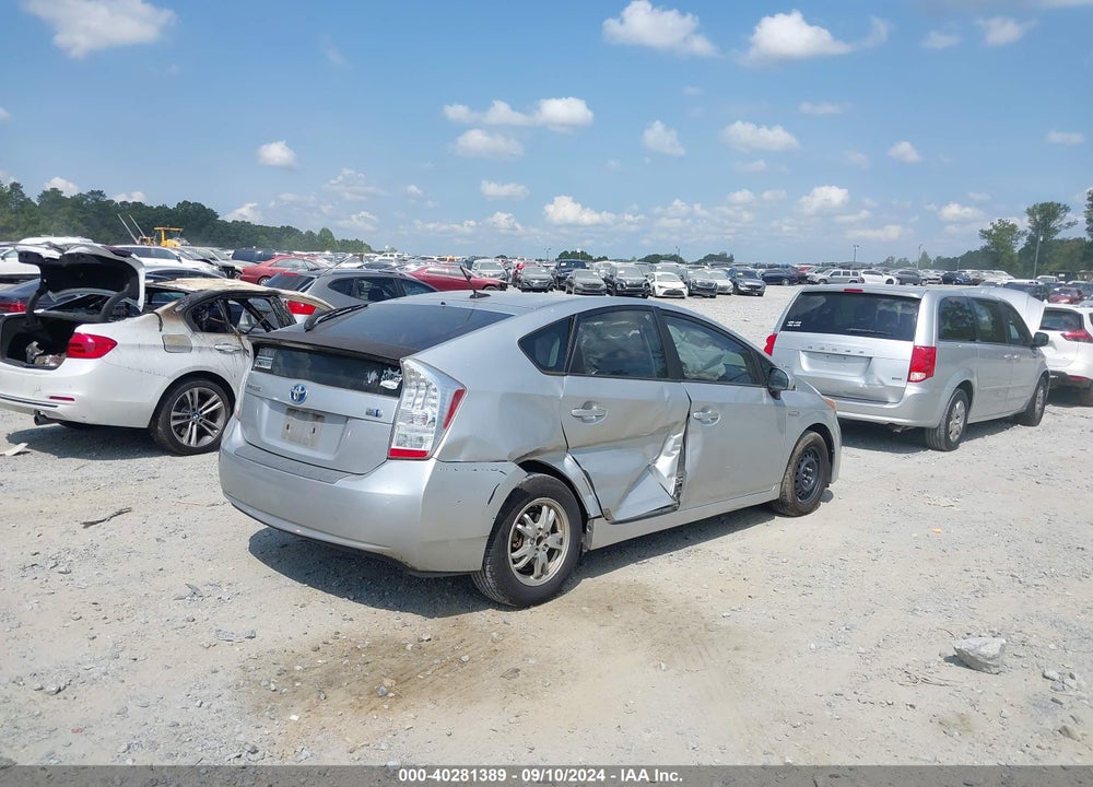 2011 TOYOTA PRIUS TWO VIN: JTDKN3DU9B1368070