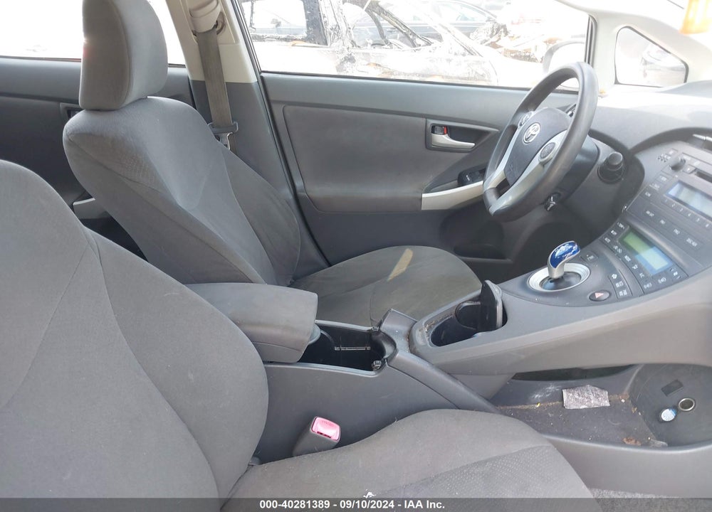 2011 TOYOTA PRIUS TWO VIN: JTDKN3DU9B1368070