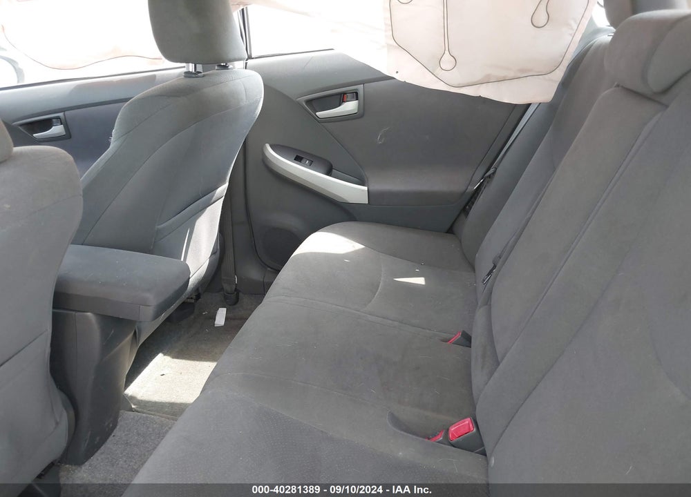 2011 TOYOTA PRIUS TWO VIN: JTDKN3DU9B1368070
