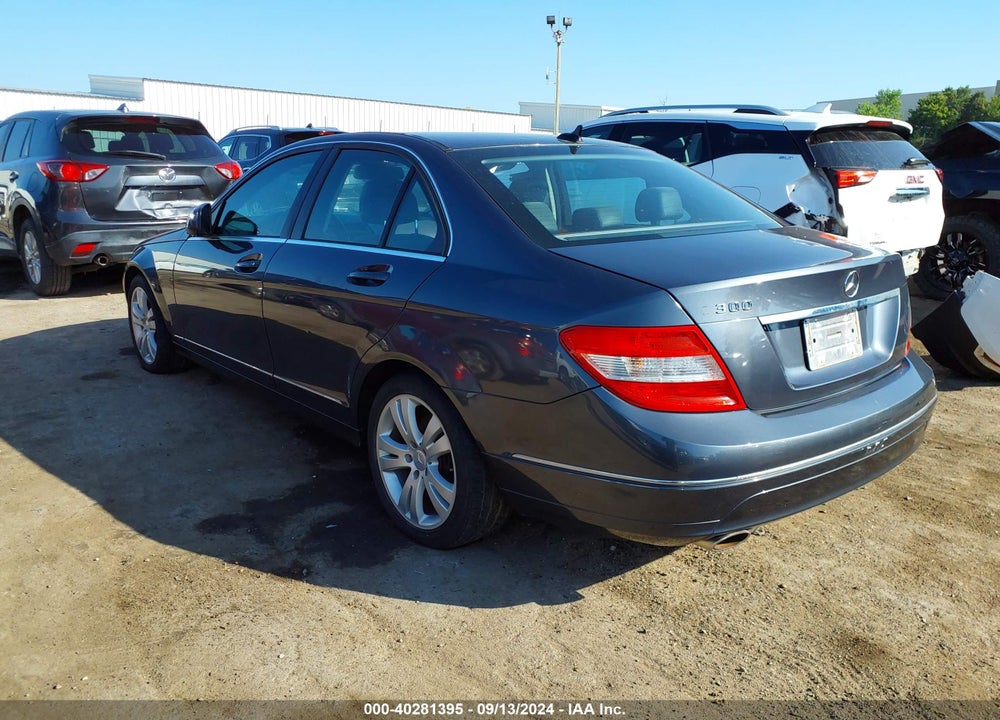 2008 MERCEDES-BENZ C 300 LUXURY/SPORT VIN: WDDGF54X28F072933
