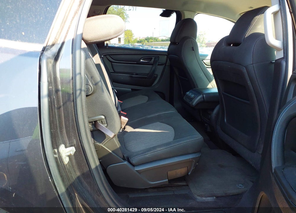 2015 CHEVROLET TRAVERSE 1LT VIN: 1GNKVGKD5FJ147072