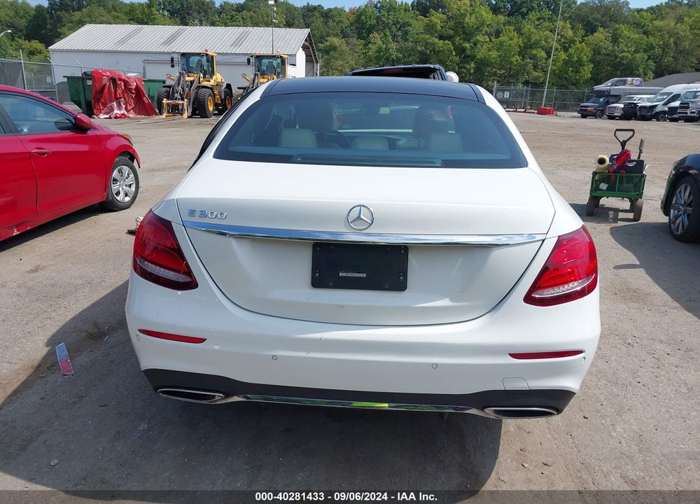 2018 MERCEDES-BENZ E 300 VIN: WDDZF4JB4JA442214