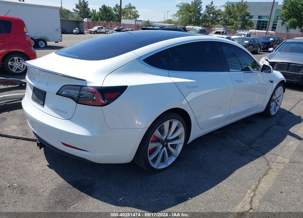 2019 TESLA MODEL 3 VIN: 5YJ3E1EB5KF231768