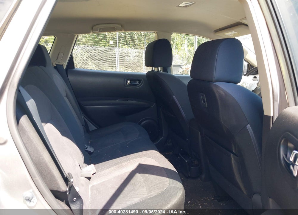 2015 NISSAN ROGUE SELECT S VIN: JN8AS5MV9FW250722