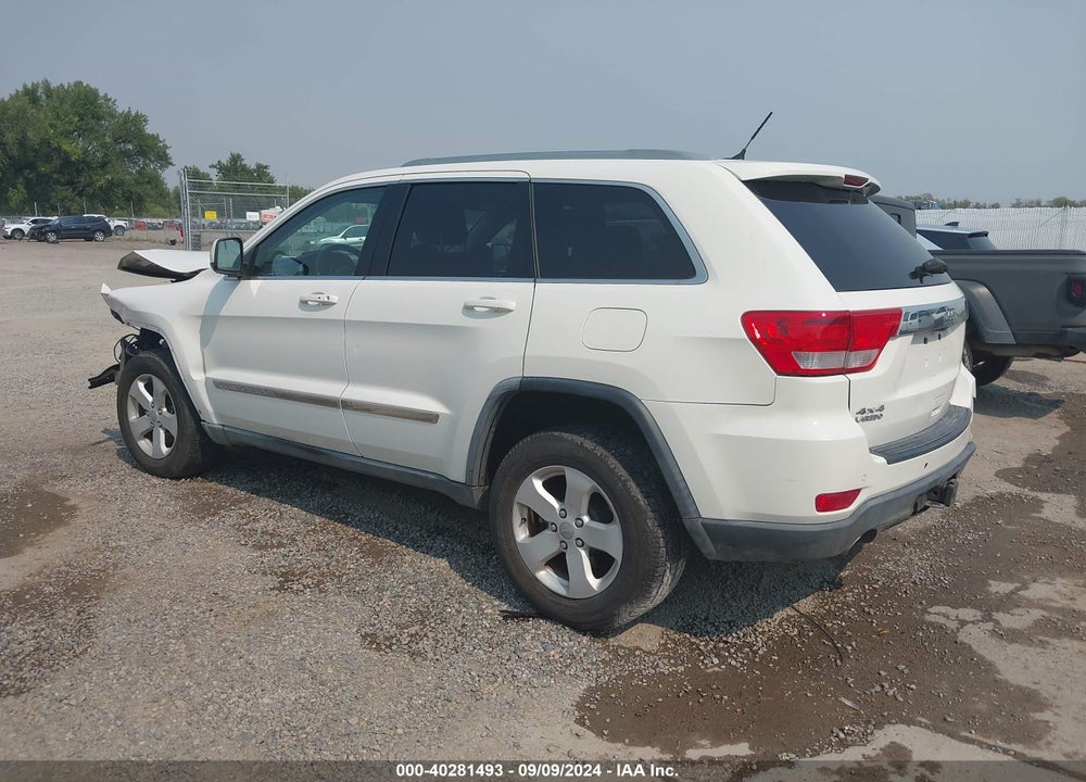 2012 JEEP GRAND CHEROKEE VIN: 1C4RJFAT4CC186600