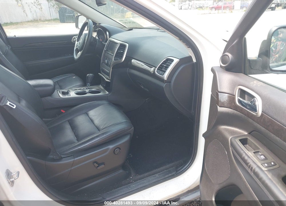 2012 JEEP GRAND CHEROKEE VIN: 1C4RJFAT4CC186600