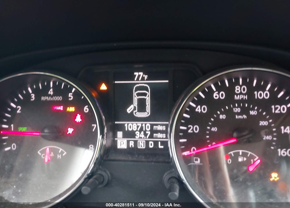 2015 NISSAN ROGUE SELECT S VIN: JN8AS5MT0FW666110