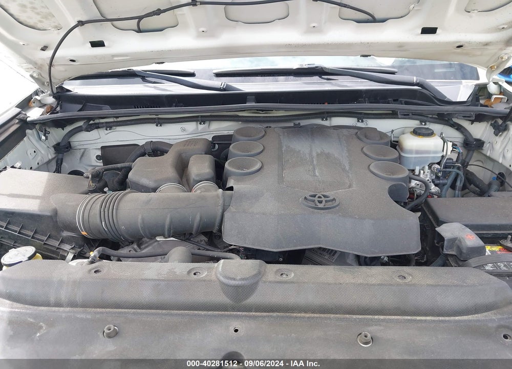 2011 TOYOTA 4RUNNER SR5 V6 VIN: JTEZU5JR3B5021965