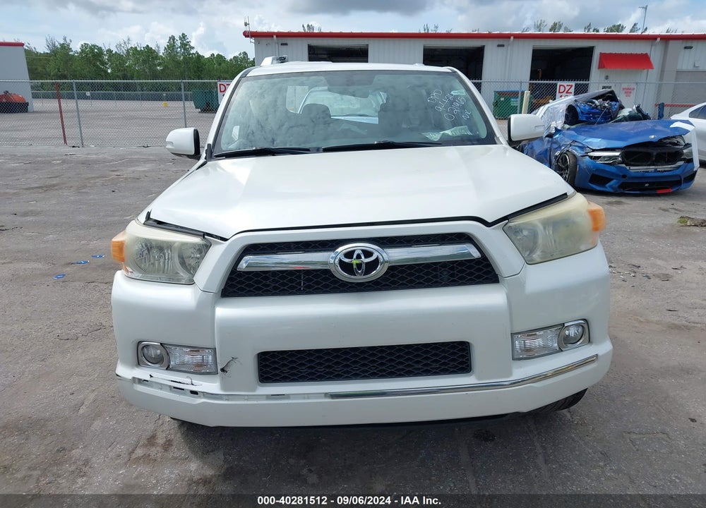 2011 TOYOTA 4RUNNER SR5 V6 VIN: JTEZU5JR3B5021965