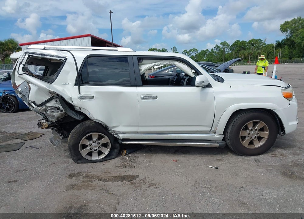 2011 TOYOTA 4RUNNER SR5 V6 VIN: JTEZU5JR3B5021965