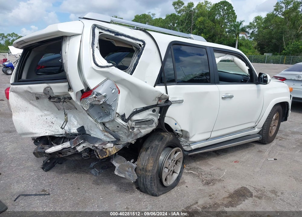 2011 TOYOTA 4RUNNER SR5 V6 VIN: JTEZU5JR3B5021965