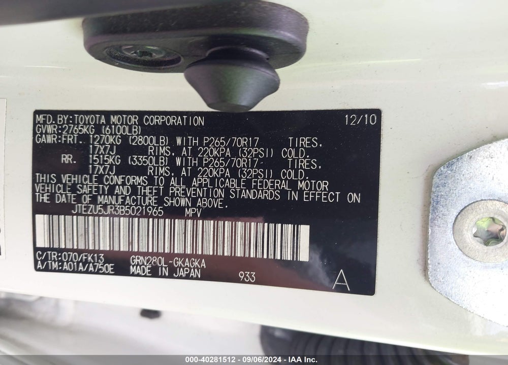 2011 TOYOTA 4RUNNER SR5 V6 VIN: JTEZU5JR3B5021965