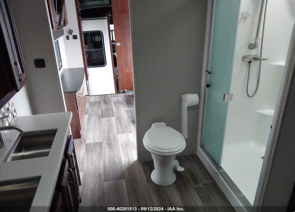 2020 JAYCO OTHER VIN: 1UJCJ0BV8L1RL0097