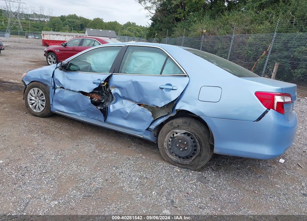 2014 TOYOTA CAMRY HYBRID LE VIN: 4T1BD1FK8EU105005