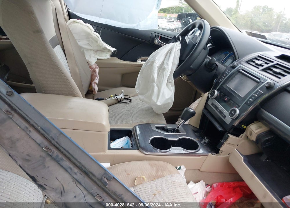 2014 TOYOTA CAMRY HYBRID LE VIN: 4T1BD1FK8EU105005