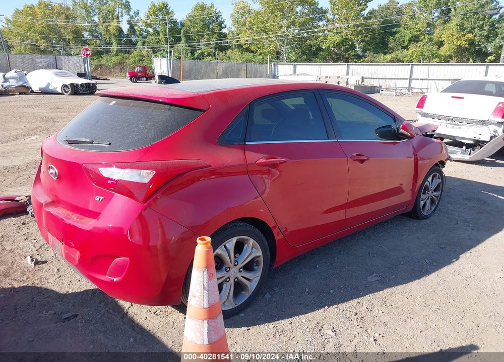 2013 HYUNDAI ELANTRA GT VIN: KMHD35LE8DU055982