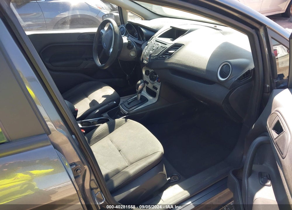 2018 FORD FIESTA SE VIN: 3FADP4EJ9JM121569