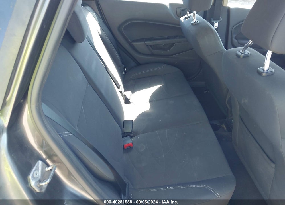 2018 FORD FIESTA SE VIN: 3FADP4EJ9JM121569