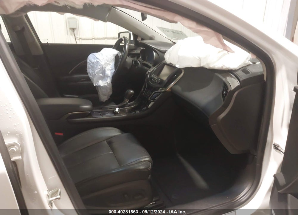 2015 BUICK LACROSSE PREMIUM II VIN: 1G4GF5G30FF119937