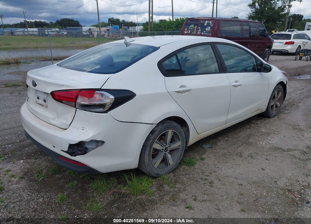 2018 KIA FORTE LX VIN: 3KPFL4A75JE169119