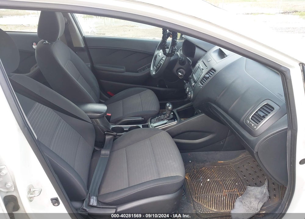 2018 KIA FORTE LX VIN: 3KPFL4A75JE169119