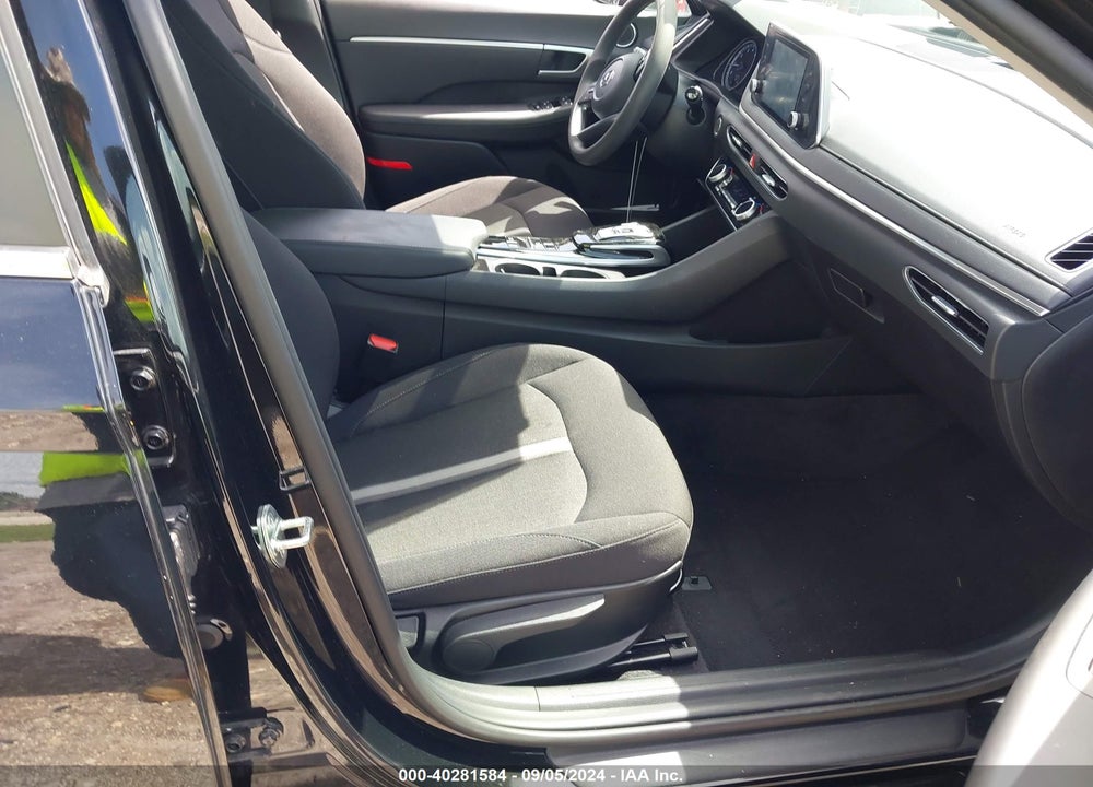 2022 HYUNDAI SONATA VIN: KMHL64JA5NA206387