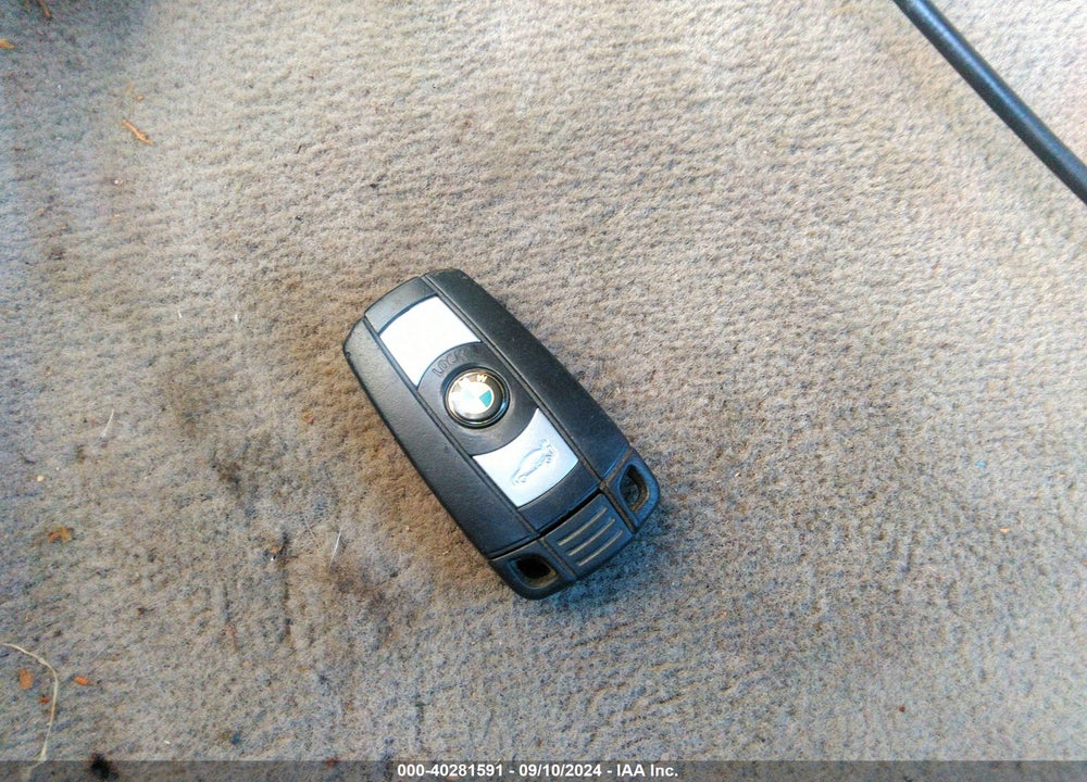 2011 BMW 128I VIN: WBAUP7C54BVK78951