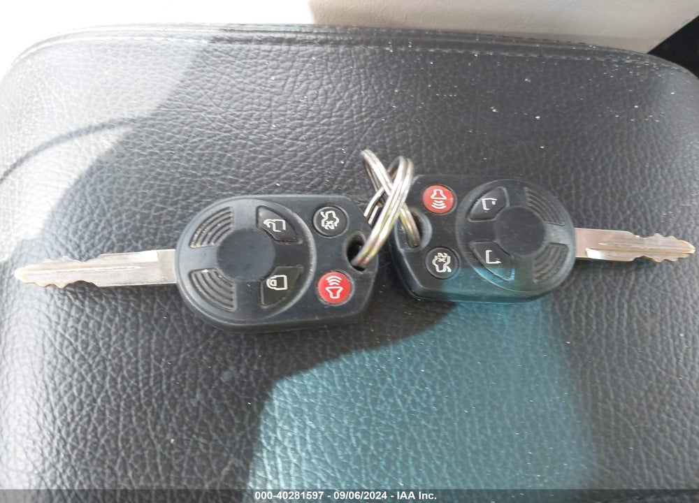 2008 LINCOLN MKZ VIN: 3LNHM28T38R628188