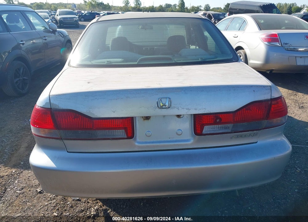 2002 HONDA ACCORD 2.3 VP VIN: 1HGCF86632A071892