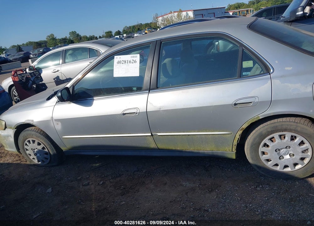 2002 HONDA ACCORD 2.3 VP VIN: 1HGCF86632A071892