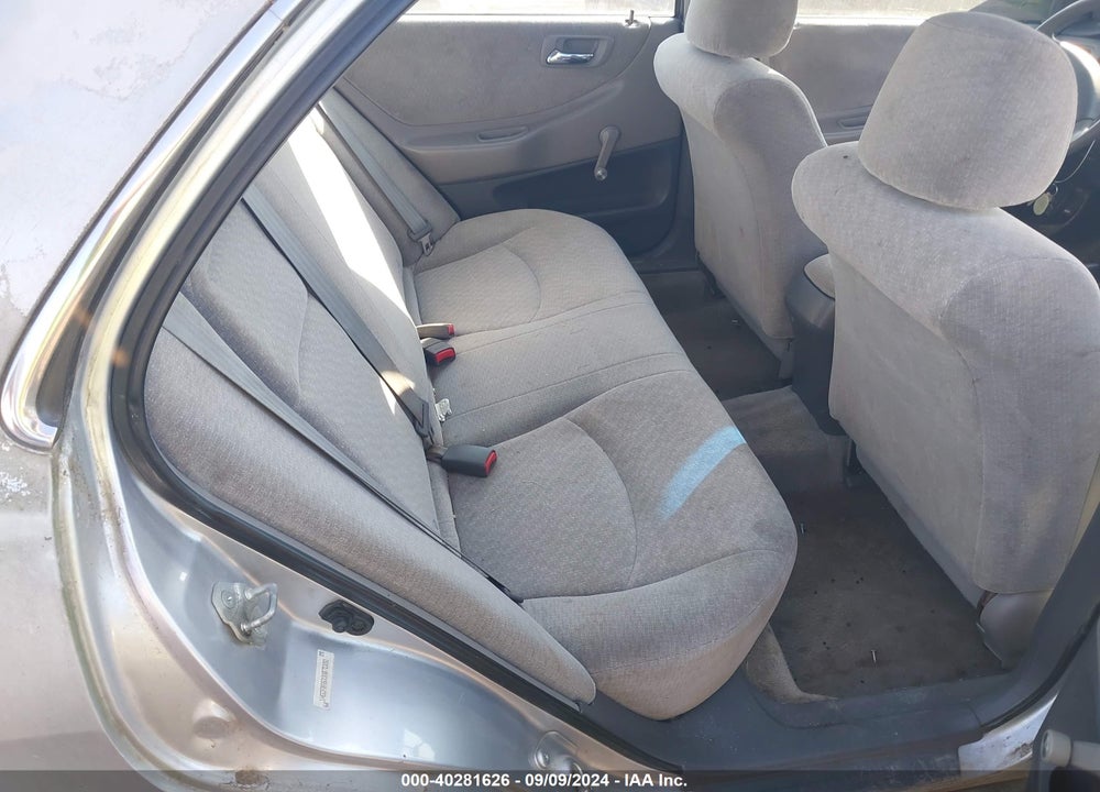 2002 HONDA ACCORD 2.3 VP VIN: 1HGCF86632A071892